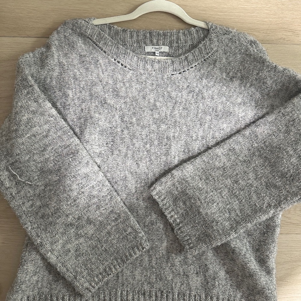 FRNCH PARIS Women's Long Sleeve Ribbed Knit Sweater Pullover Light Gray